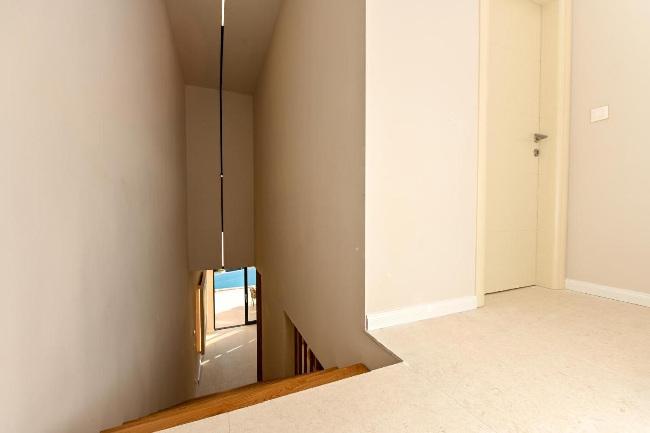 מאקרסקה Villa Rosemary West מראה חיצוני תמונה