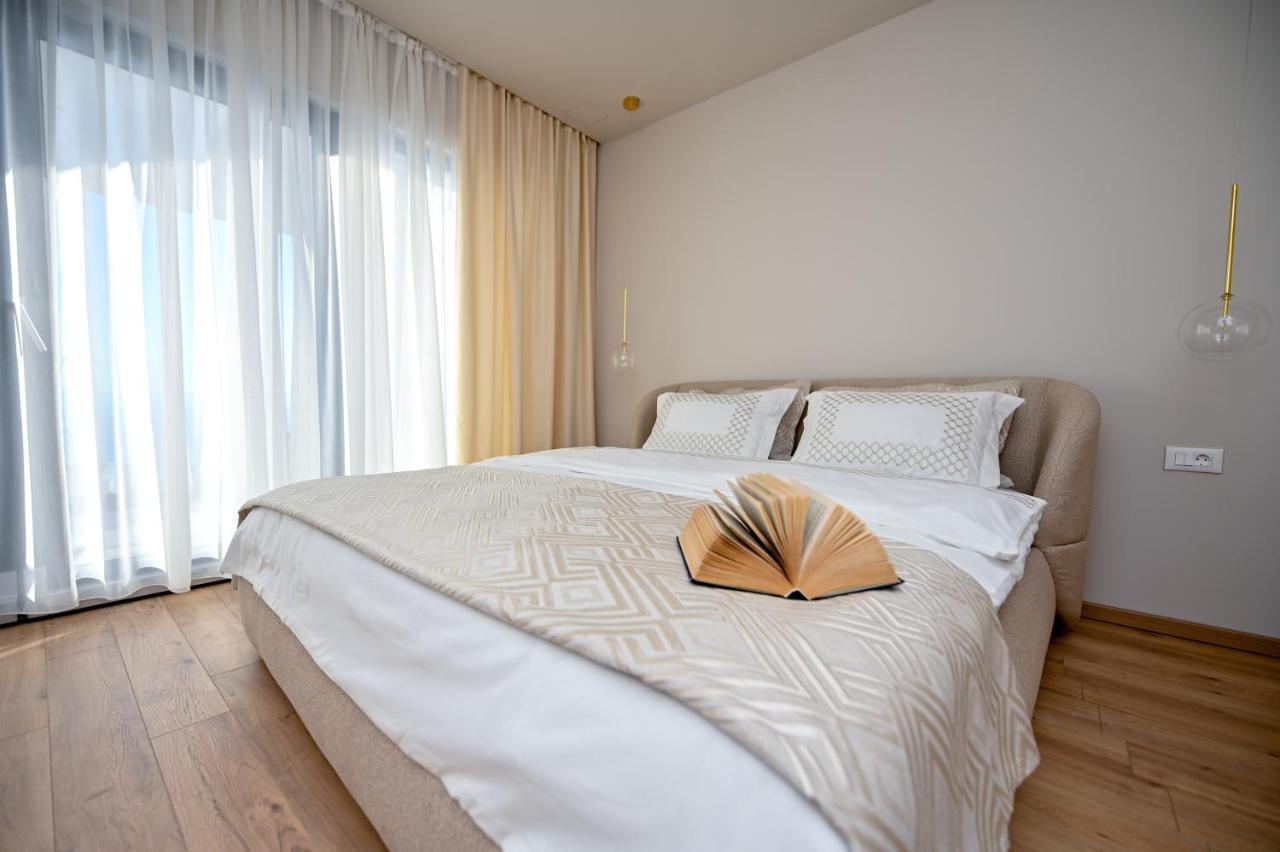 מאקרסקה Villa Rosemary West מראה חיצוני תמונה