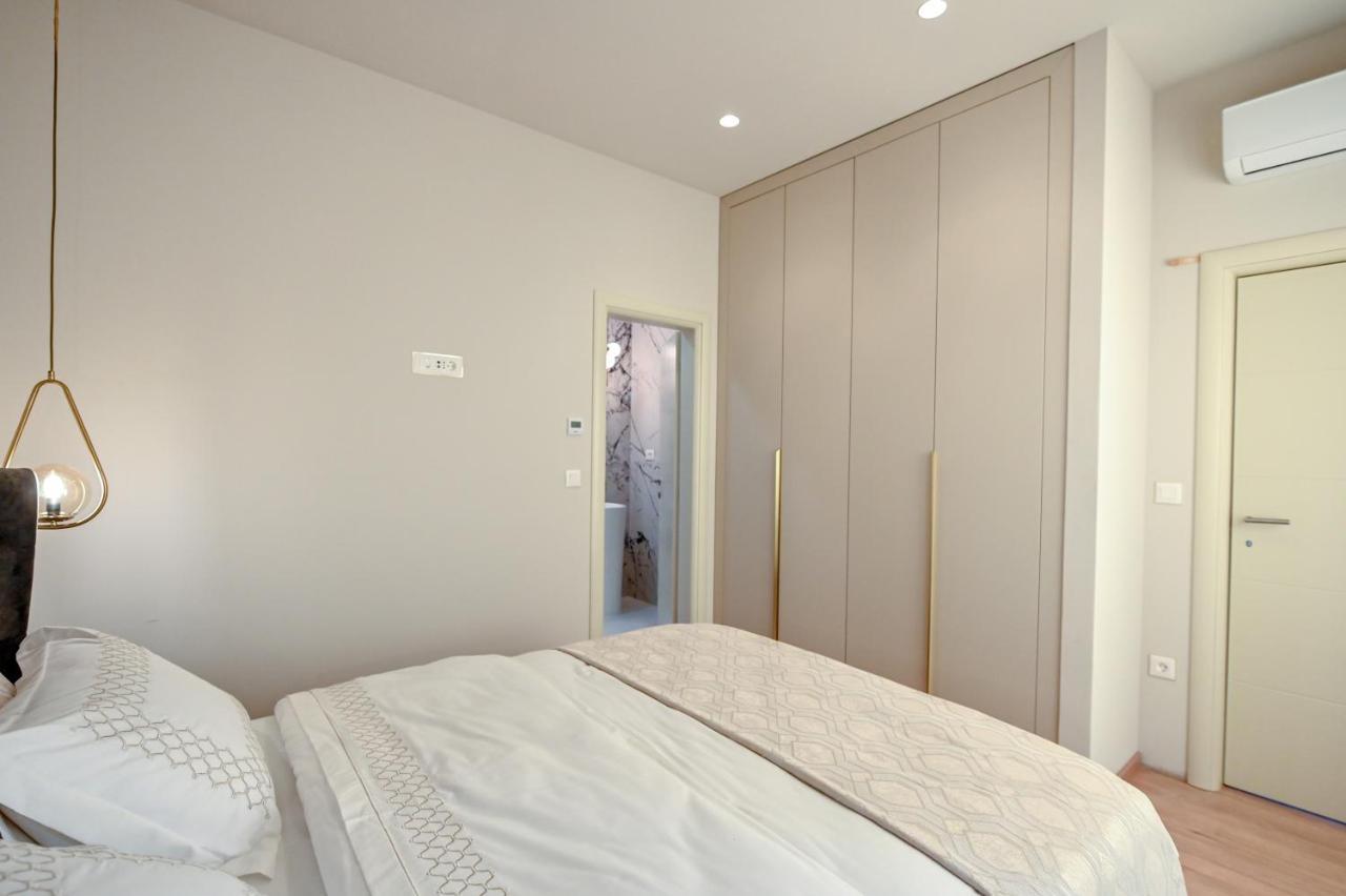 מאקרסקה Villa Rosemary West מראה חיצוני תמונה
