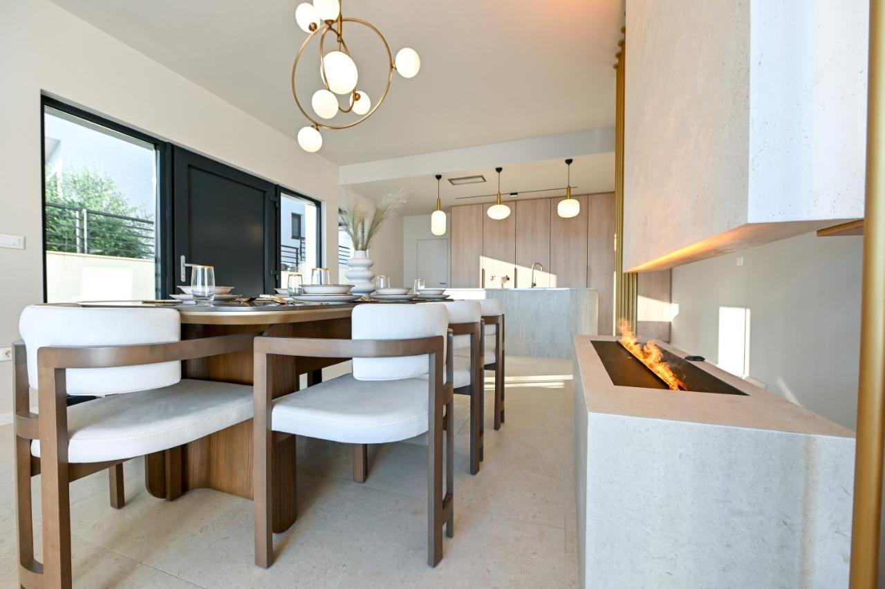 מאקרסקה Villa Rosemary West מראה חיצוני תמונה