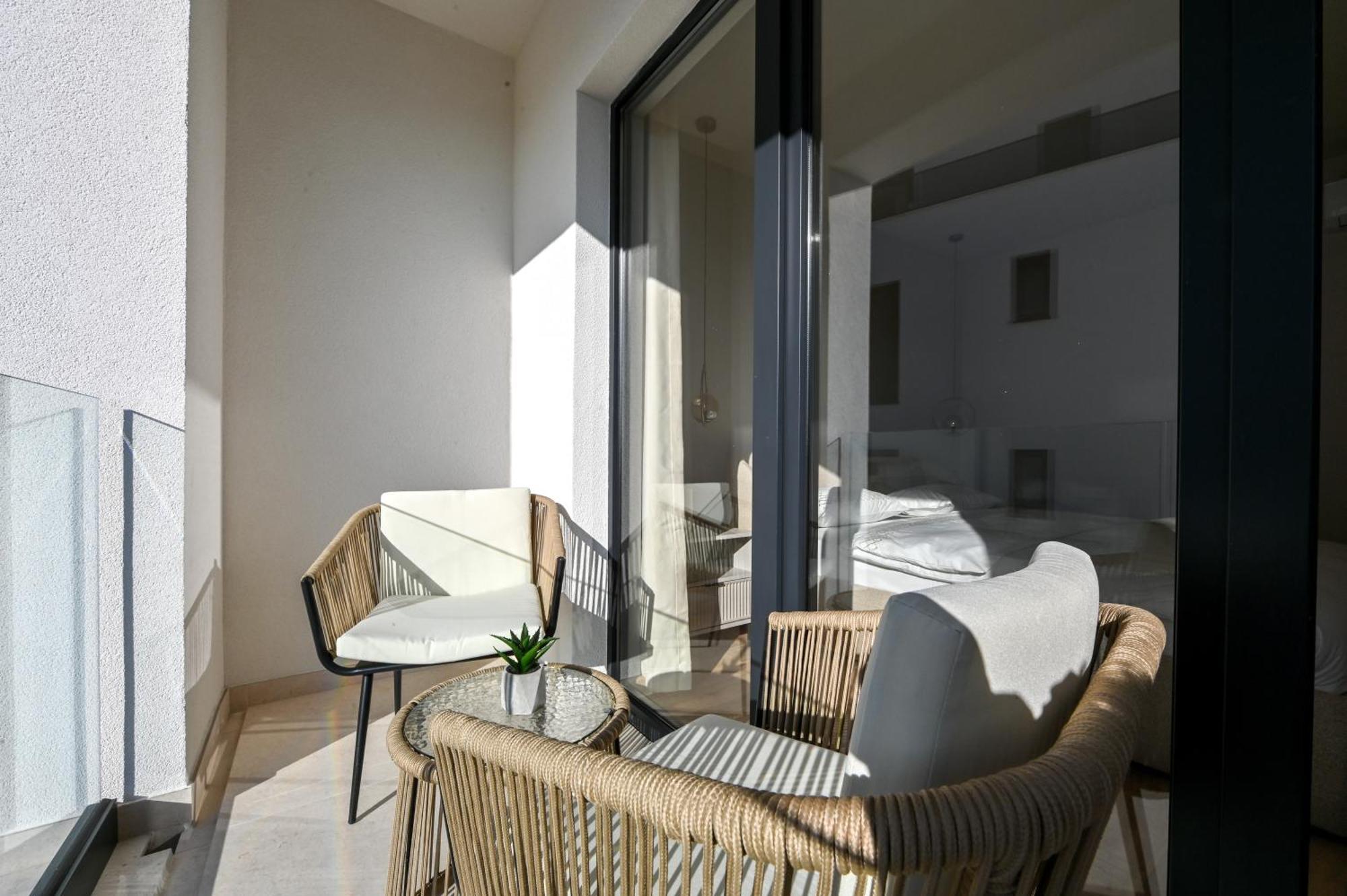 מאקרסקה Villa Rosemary West מראה חיצוני תמונה